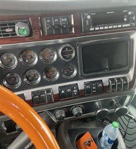 Used 2009 KENWORTH W900