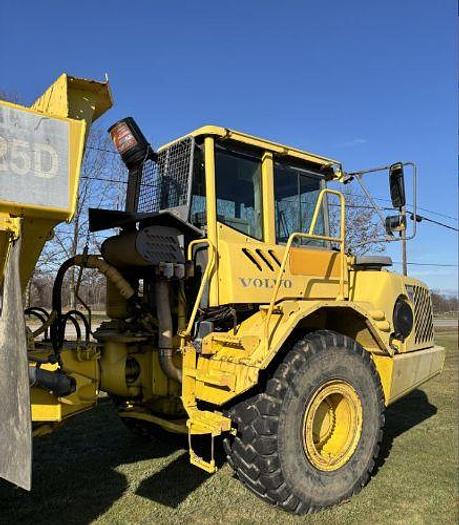 Used 2003 Volvo A25D