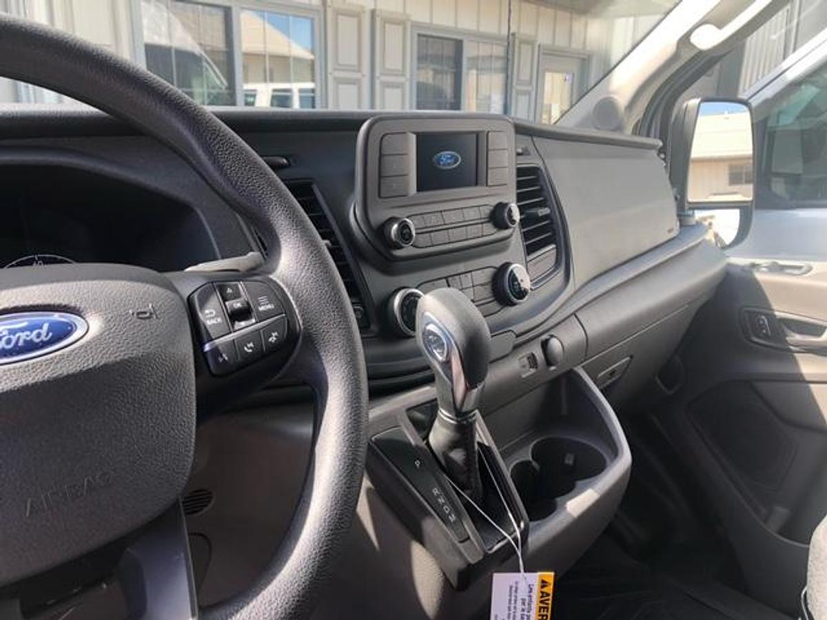 Used Self Sufficient Mobile Tire And Oil Change Unit