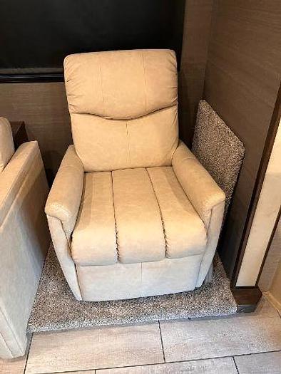 Used 2020 Tiffin Allegro RED 33AL