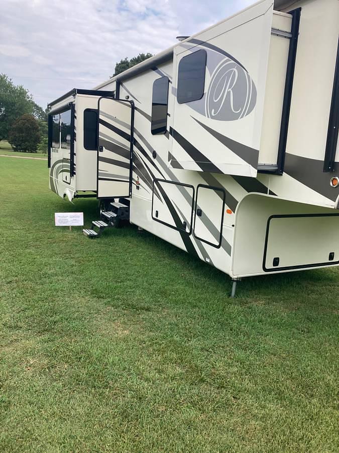 Used 2018 Forest River Riverstone 39MO Fifth Wheel