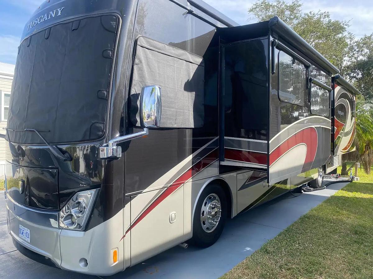 Used 2018 Thor Tuscany 40 DX with 450 HP Cummins engine