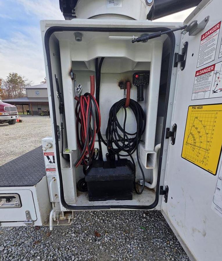 Used 2024 Ford F550 Crane Truck