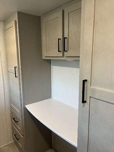 Used 2023 Palomino Columbus 379MB