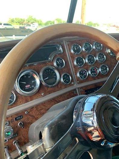 Used 2004 Peterbilt 379 EXHD