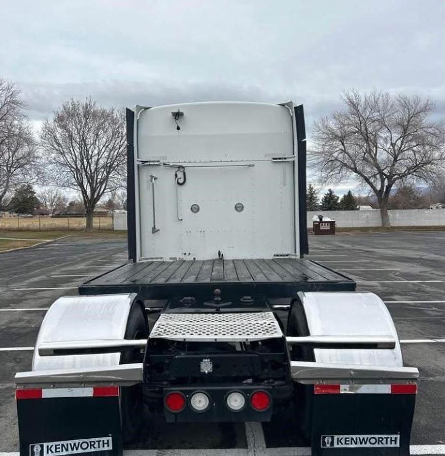 Used 2013 KENWORTH T660