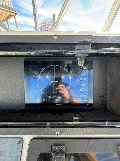 Used 2000 Hydra-Sports 2796 Vector