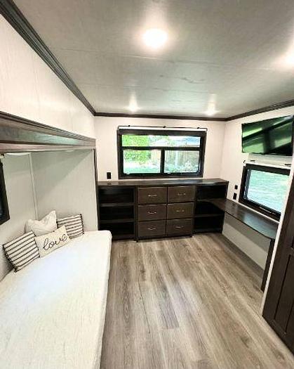 Used 2021 Forest River Cedar Creek 35LFT