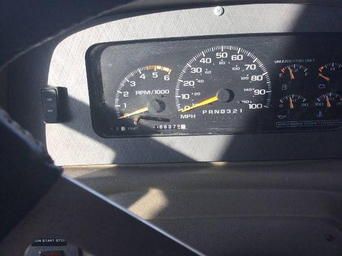 Used 2002 National Dolphin 5320