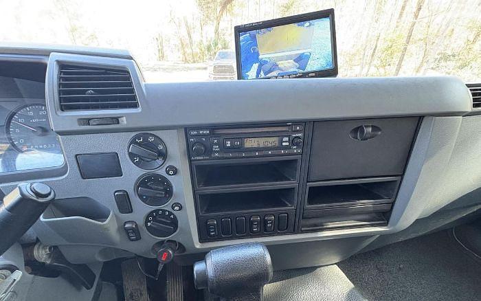 Used 2010 Mitsubishi Fuso FK260