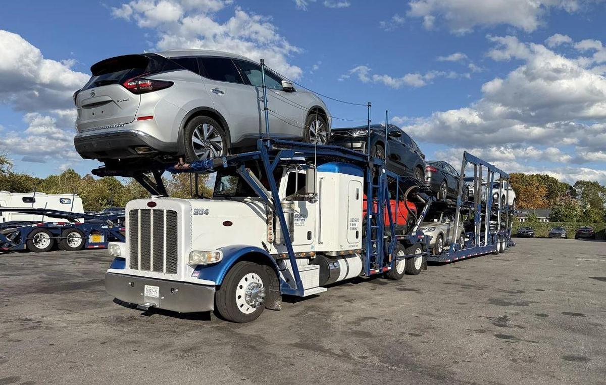 Used 2015 Peterbilt 389