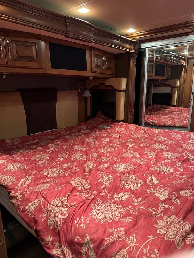 Used 2012 Fleetwood Discovery 40X Class A Diesel Motorhome