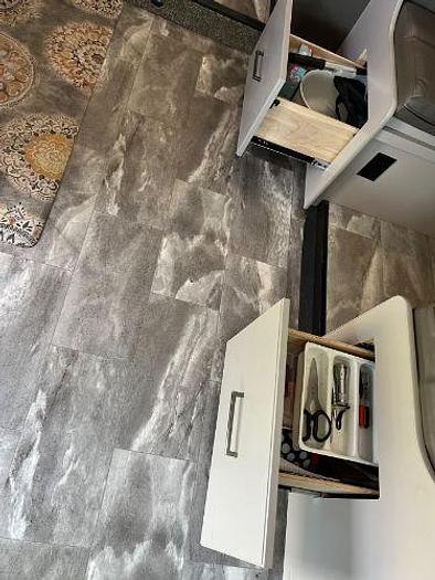 Used 2022 Thor Quantum LC25