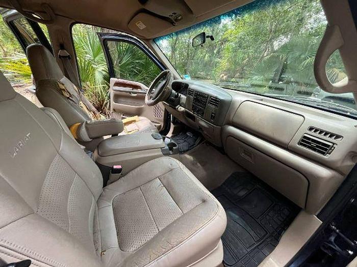 Used 2001 Ford Super Duty F-250 Lariat Flatbed