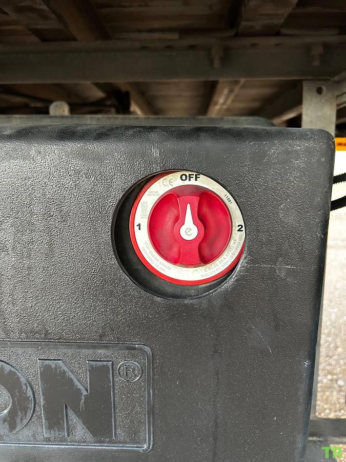 Used 2015 Great Dane Dry Van Trailer | Electric-Over-Hydraulic Lift Gate | Road Ready