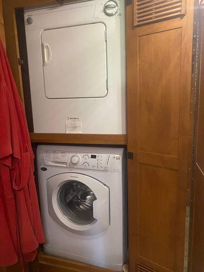 Used 2011 Tiffin Allegro Open Road RED Class A Motorhome & 2016 Jeep Trailhawk