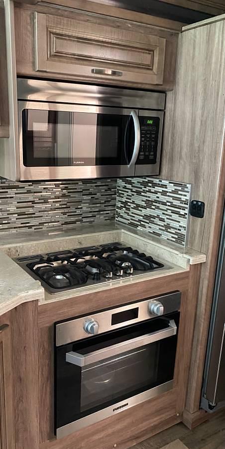 Used 2019 Jayco Precept Prestige 36H Class A Motorhome
