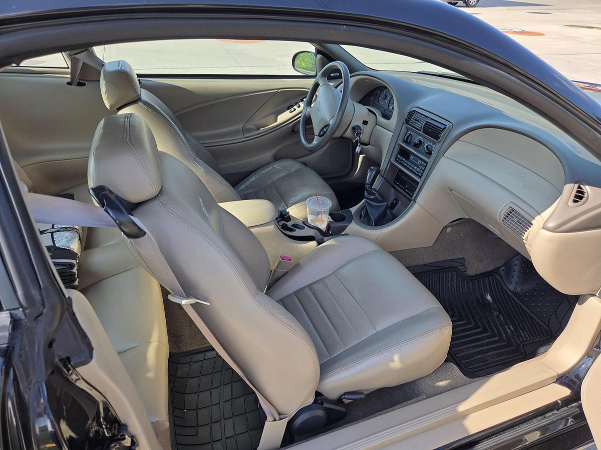 Used 2000 Ford Mustang GT