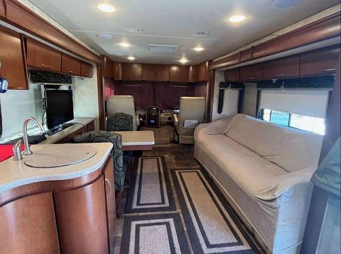 Used 2012 Thor Motor Coach Serrano 33W