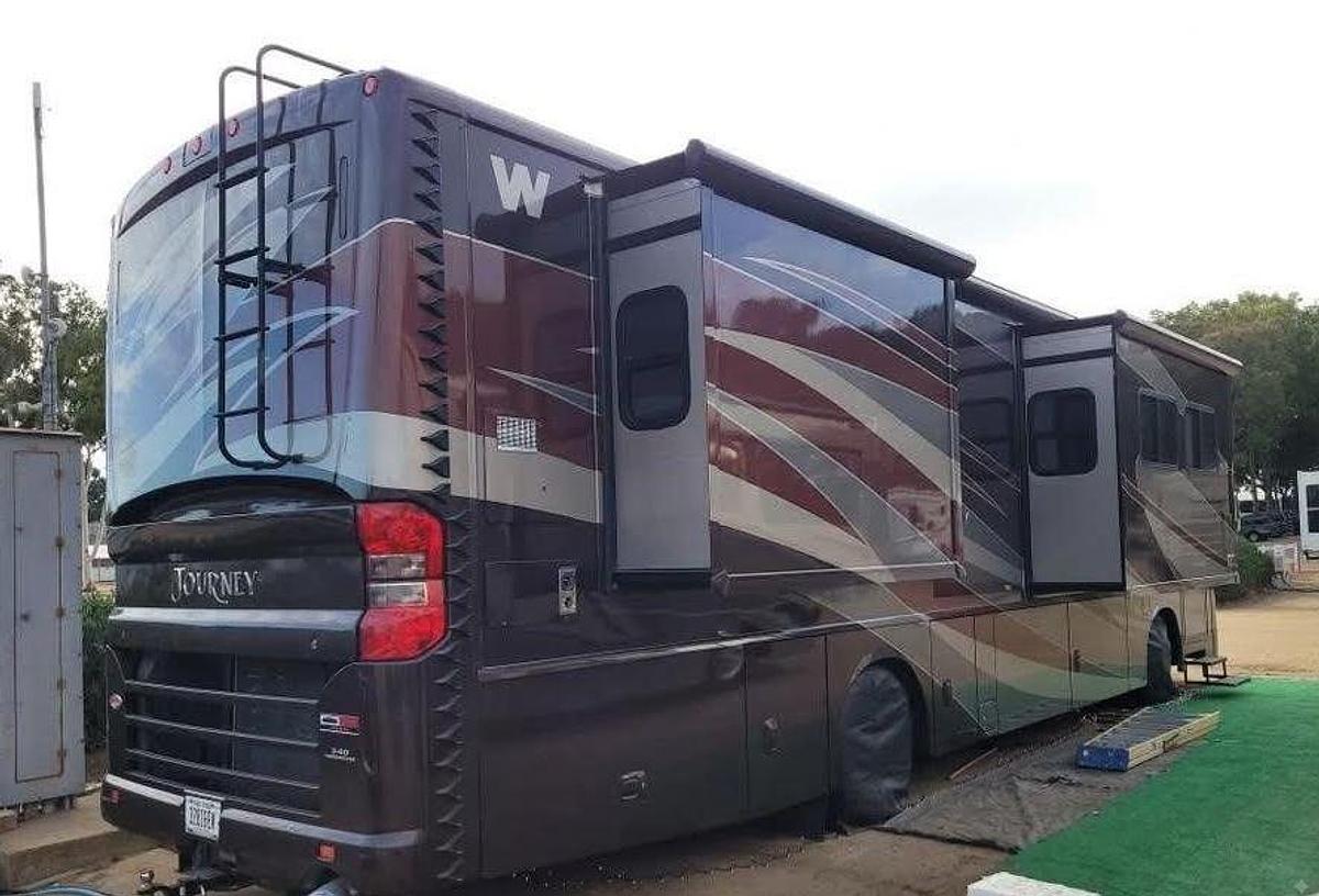 Used 2013 Winnebago Journey 34B Class A Motorhome