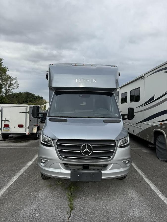 Used 2022 Tiffin Motorhomes Wayfarer 25RW Class C Motorhome