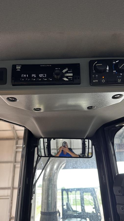 Used 2022 John Deere 700L XLT Crawler Dozer