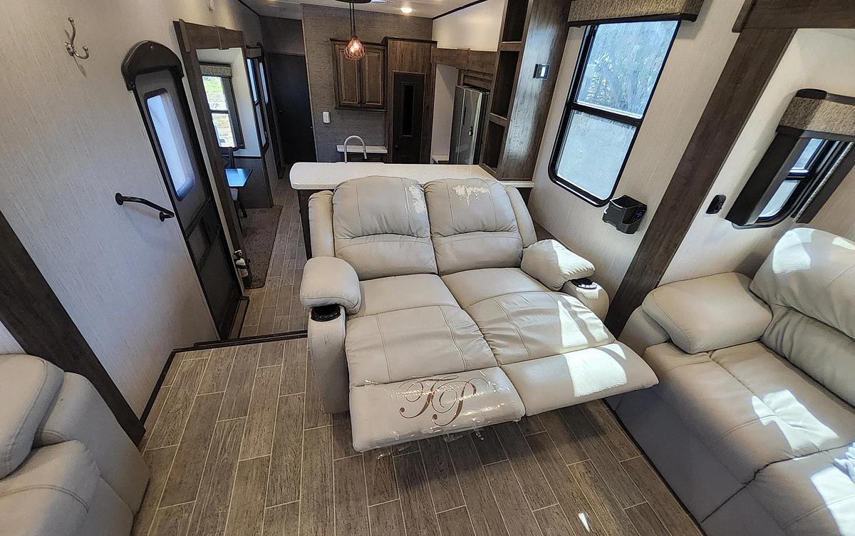 Used 2020 Heartland Bighorn Traveler 38FL Fifth Wheel