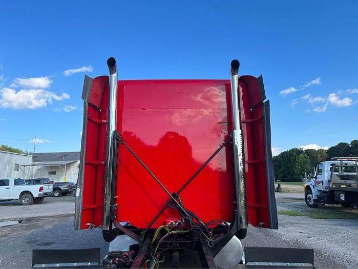 Used 2007 Freightliner COLUMBIA 120