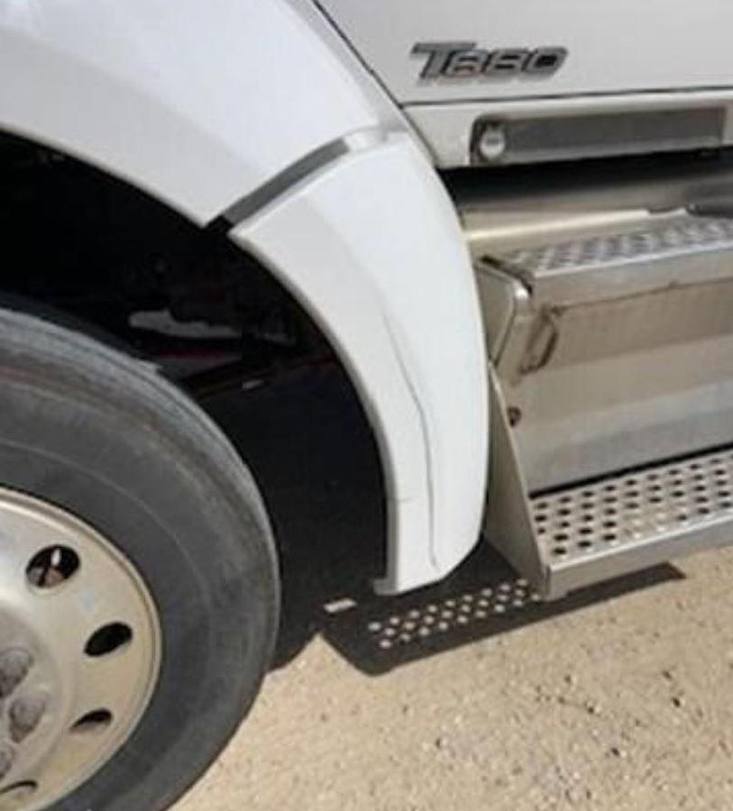 Used 2018 Kenworth T880