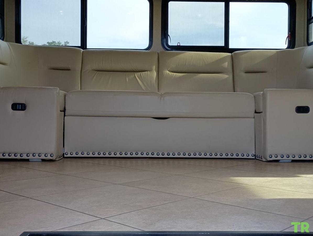 Used 2015 Winnebago Forza 34T