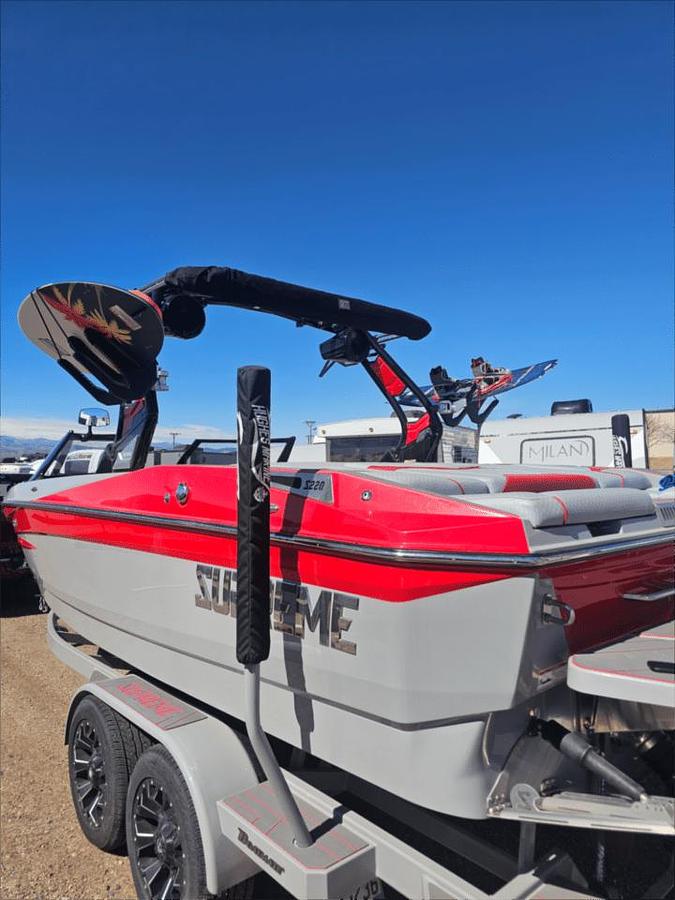 Used 2024 Supreme S220 Pontoon Boat