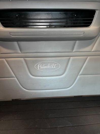 Used 2018 Peterbilt 579