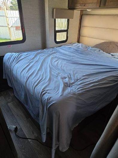 Used 2022 Winnebago Ford F350