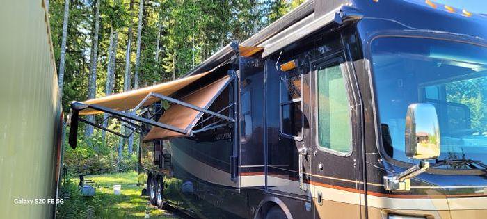Used 2008 Holiday Rambler Navigator Bismark IV