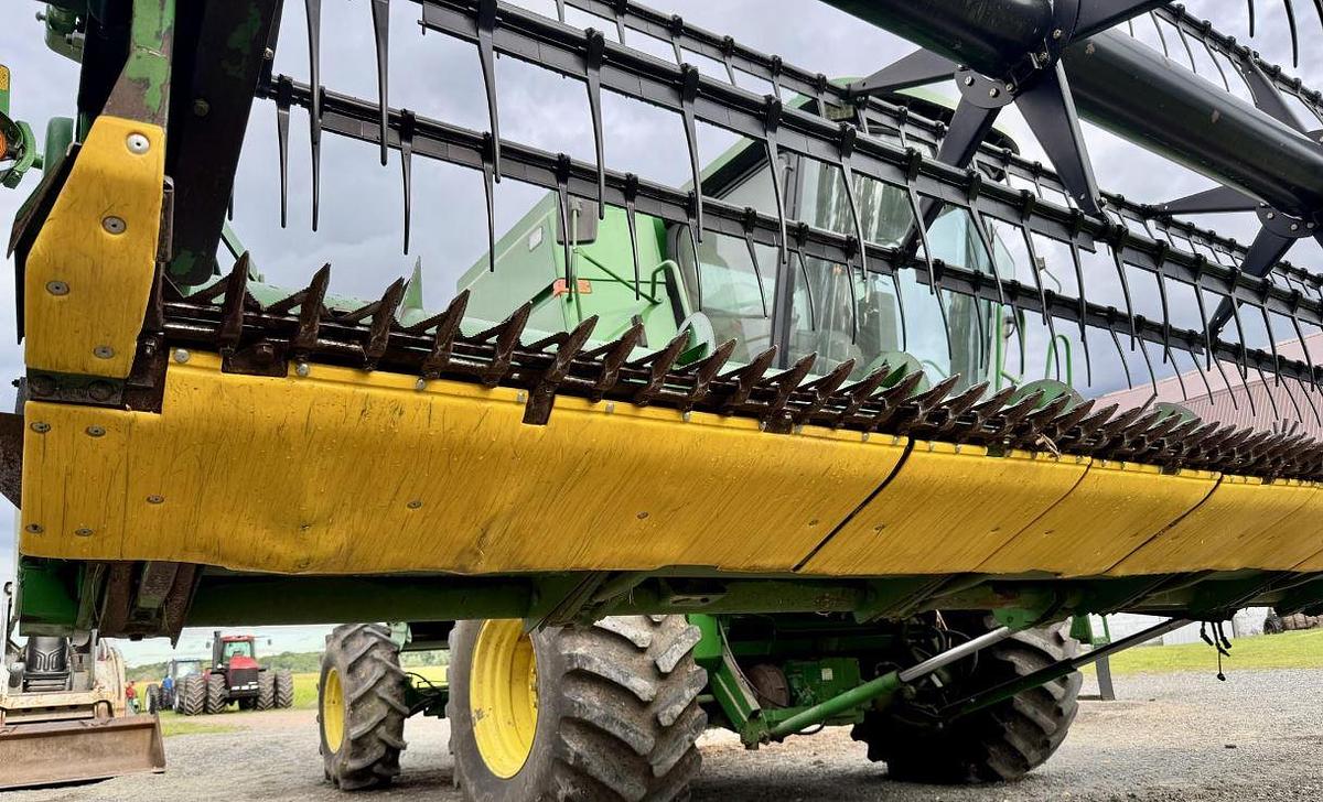 Used 2000 John Deere 925F