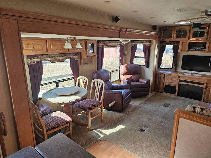 Used 2010 Excel M35TKE