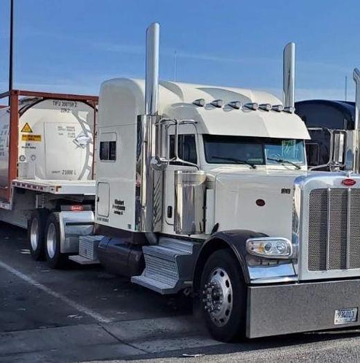 Used 2021 Peterbilt 389