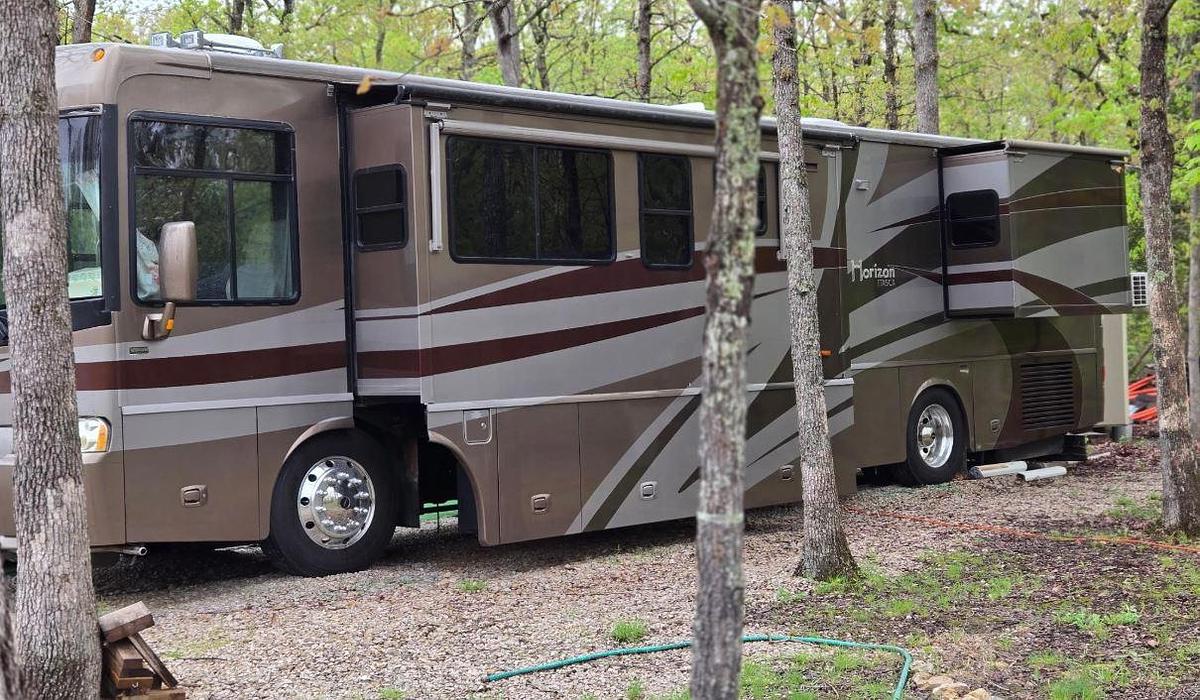 Used 2004 ITASCA HORIZON 36GD Class A Motorhome