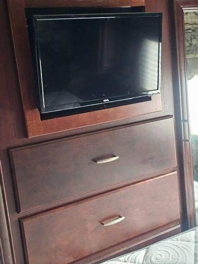 Used 2013 Thor Motor Coach Challenger 37DT