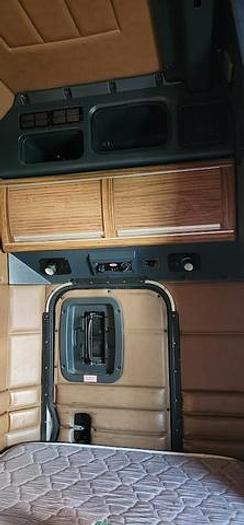 Used 1998 Peterbilt 379 EXHD