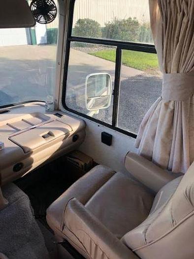 Used 1998 Four Winds Windsport 33B