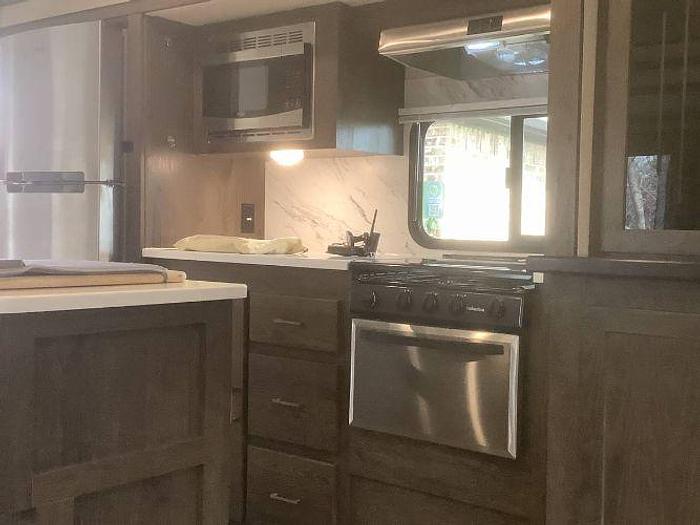 Used 2019 Forest River Wildwood Heritage Glen 272RL