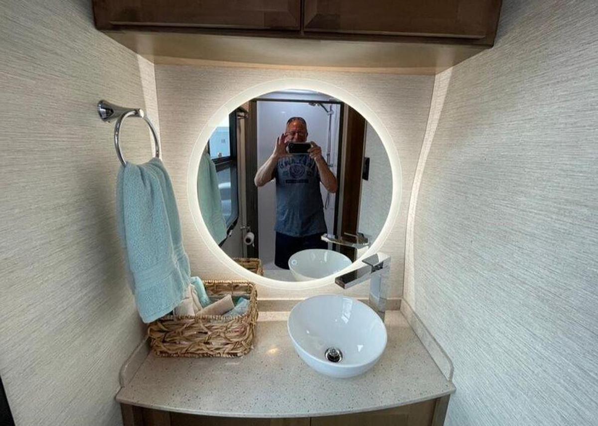 Used 2022 Tiffin Motorhomes Wayfarer 25RW Class C Motorhome