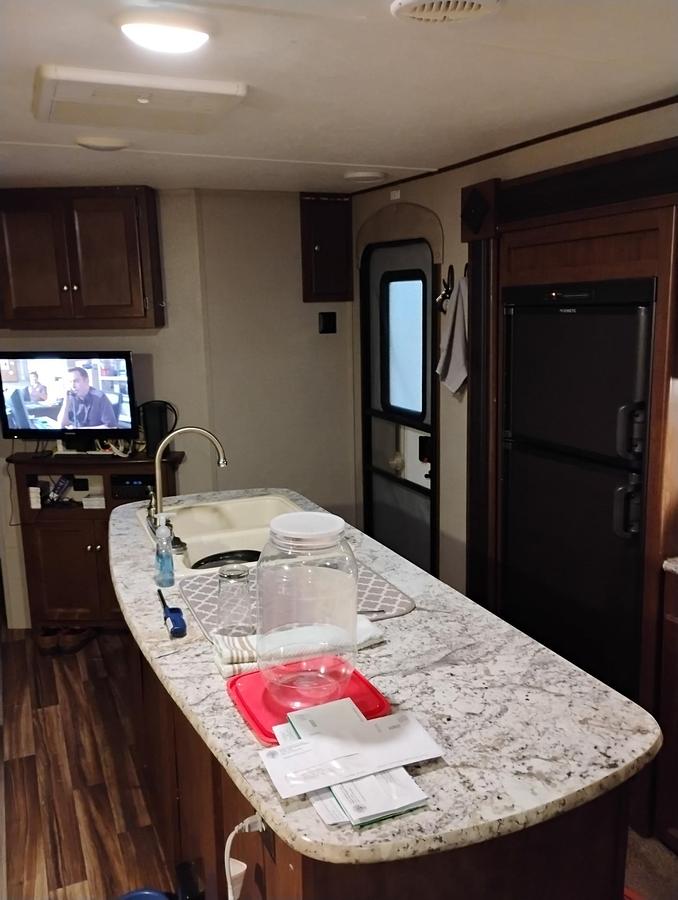 Used 2018 Keystone Hideout Travel Trailer
