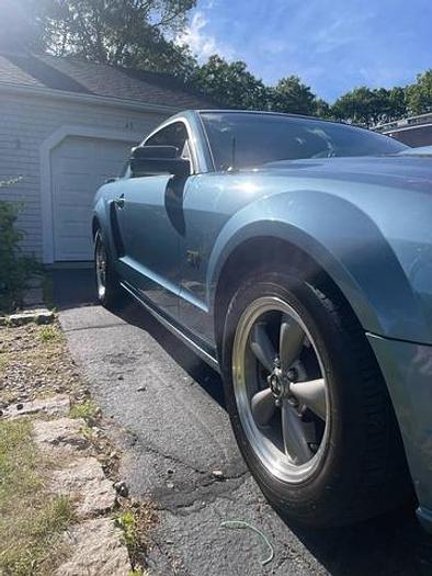 Used 2006 Ford Mustang GT Deluxe