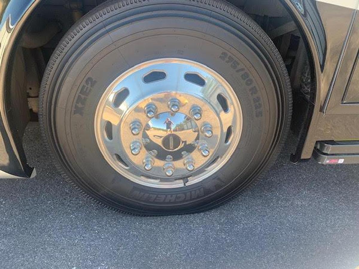 Used 2019 Tiffin Motorhomes Phaeton 40QBH Class A Motorhome