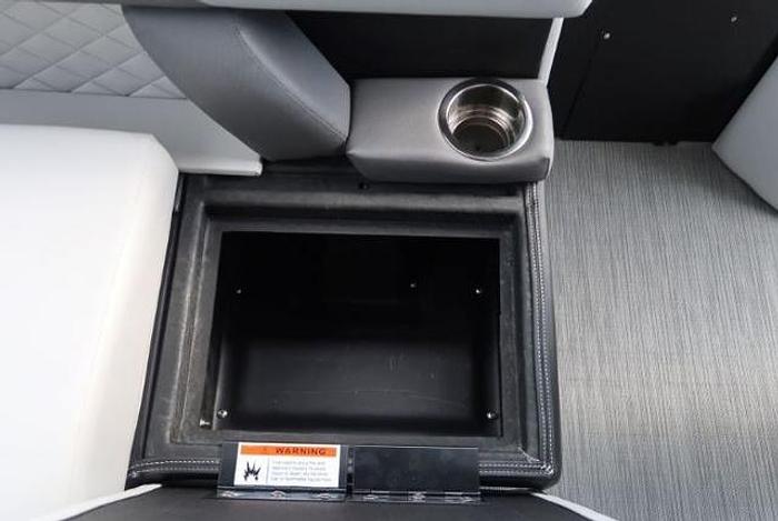 Used 2023 Lowe SS210WT Pontoon