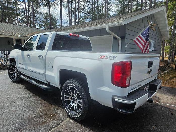 Used 2017 Chevrolet Silverado LTZ 6.2 L 8 SPD HALFTON