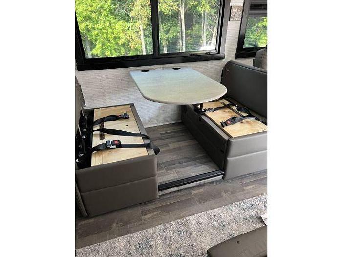 Used 2024 Entegra Coach Vision Xl 34G