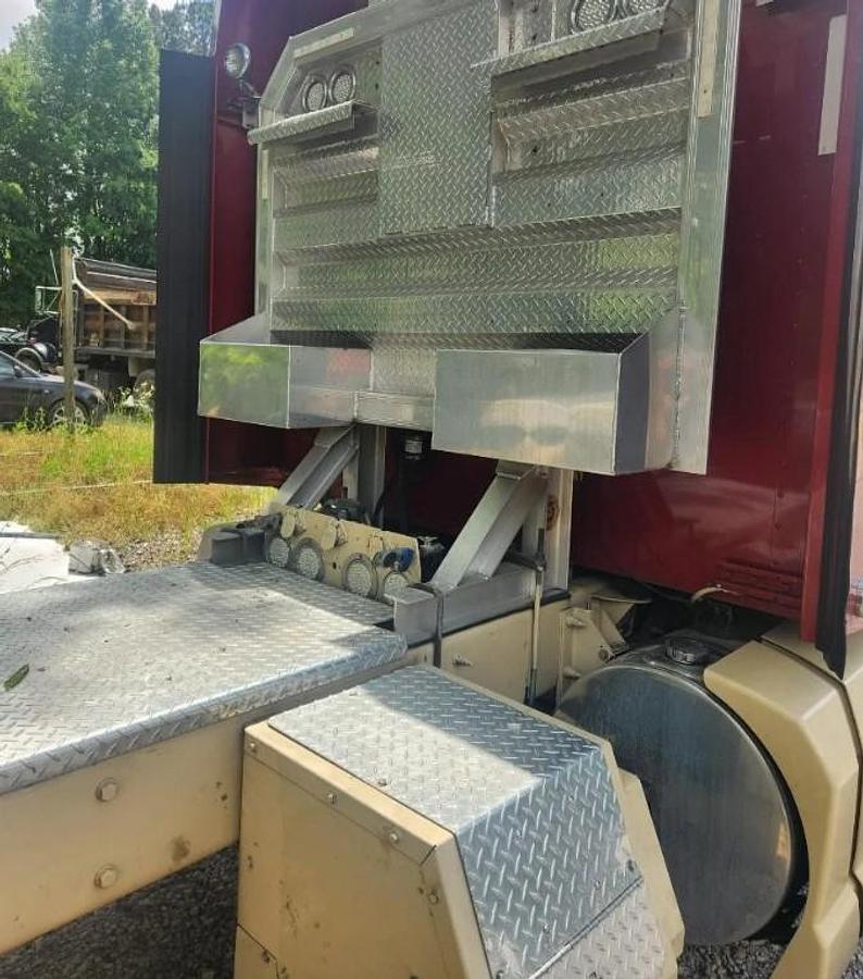 Used 2013 Kenworth T660